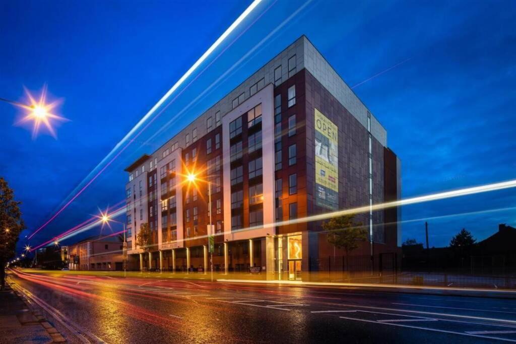 5* Luxury, City Centre, Brand New Development Белфаст Екстериор снимка
